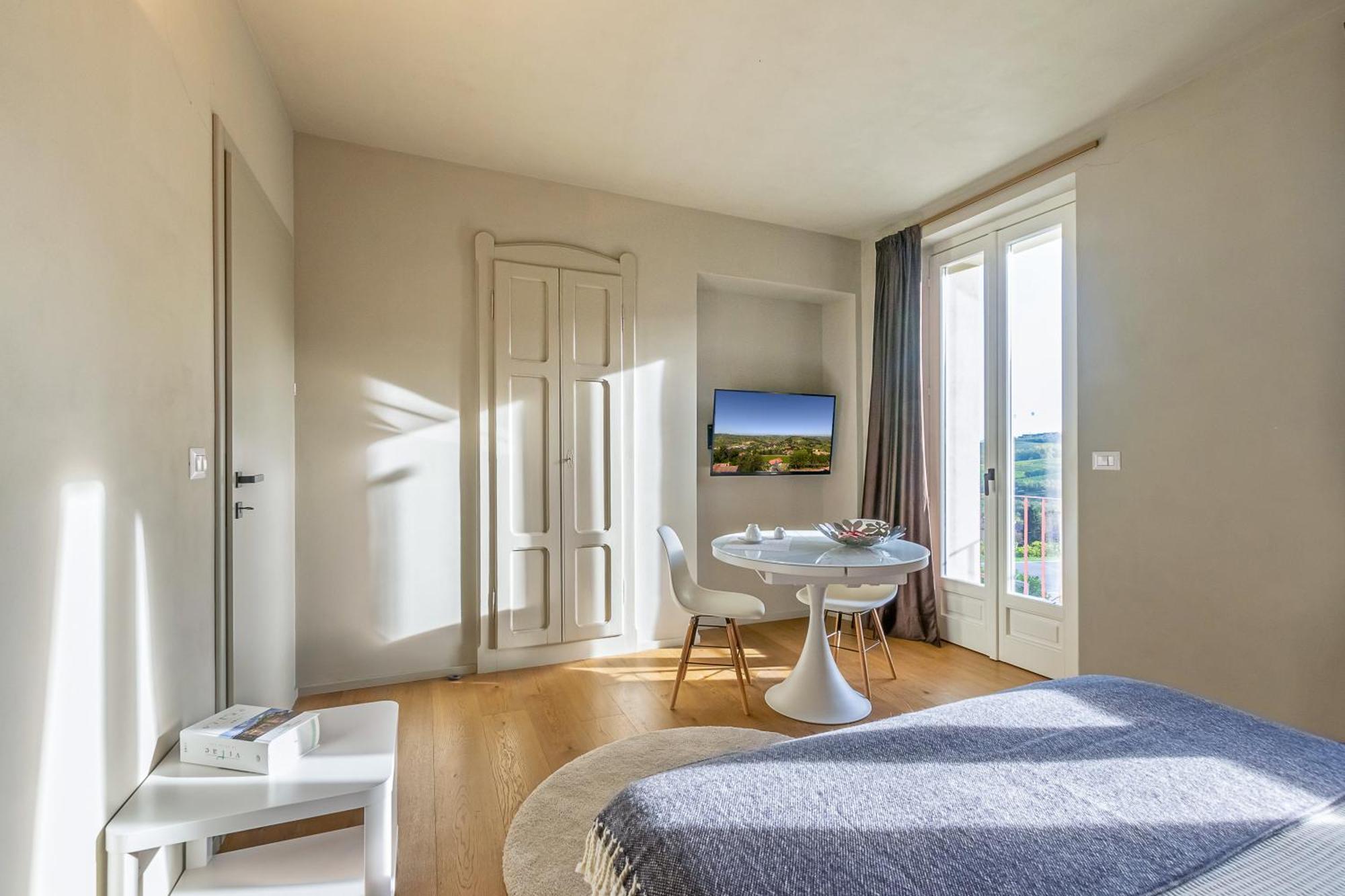 Frames Relax Apartment La Morra Exterior photo